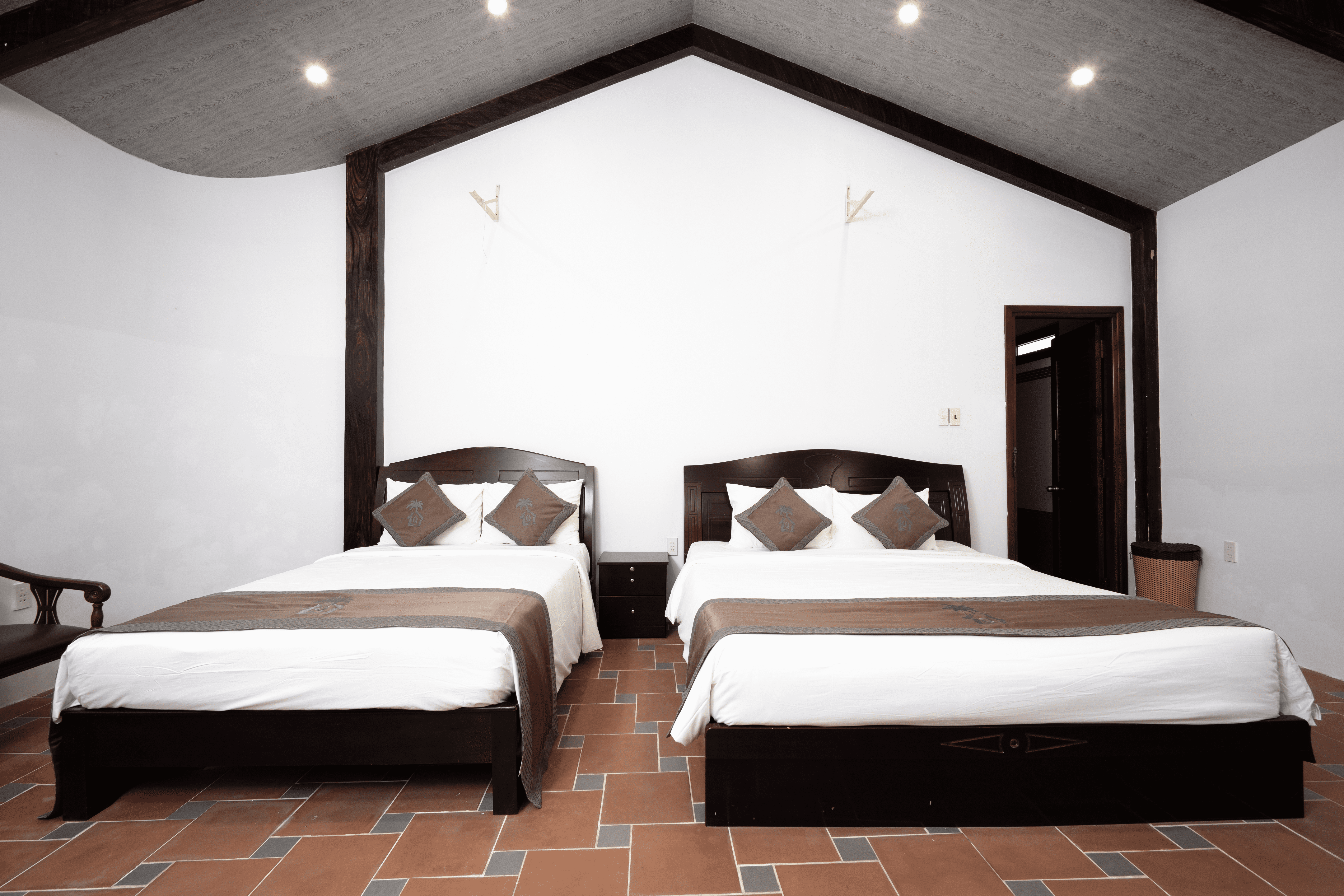 6.4 FAMILY 2 DOUBLE BED 6.4 FAMILY 2 DOUBLE BED