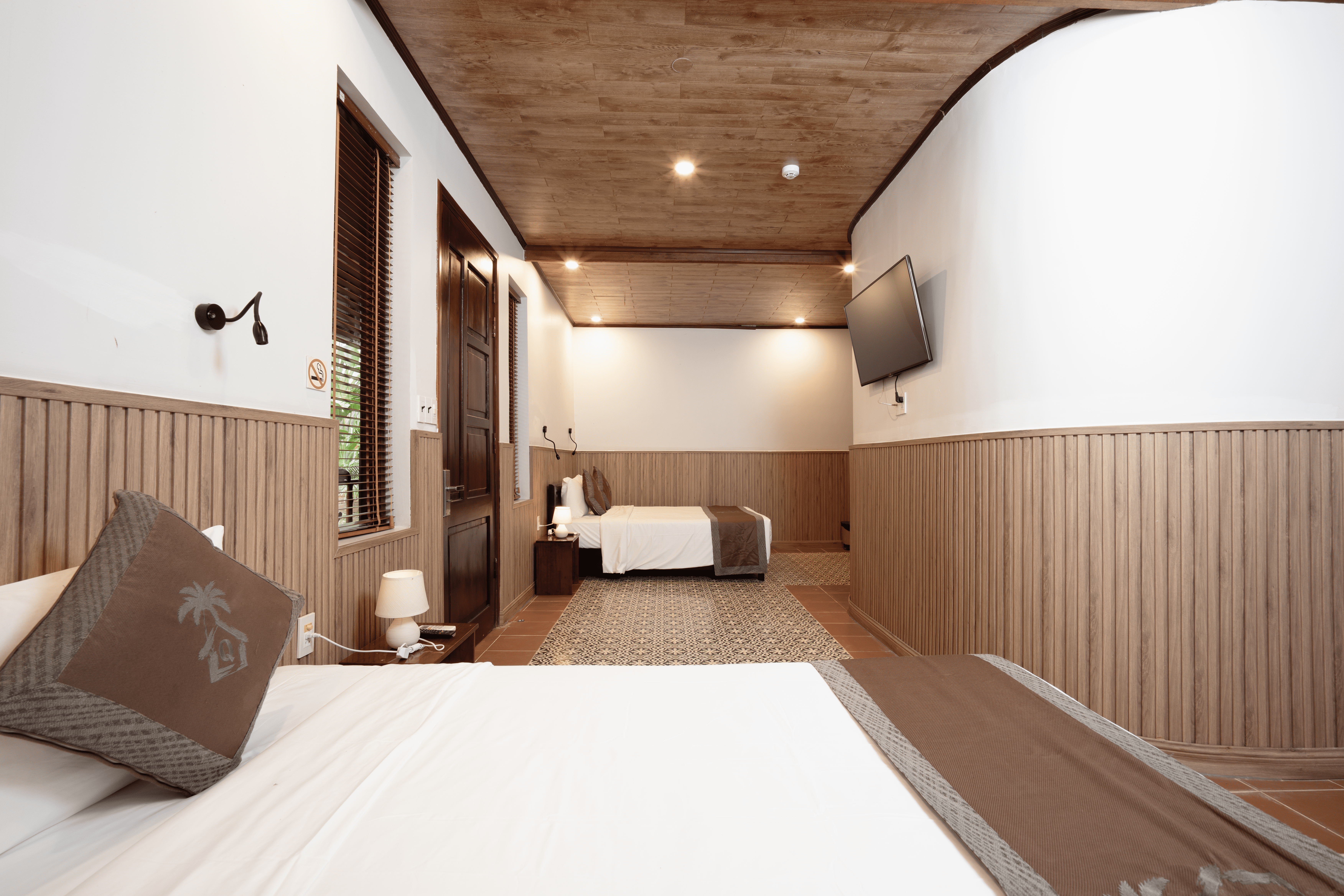 7.3 FAMILY 2 DOUBLE BED 7.3 FAMILY 2 DOUBLE BED