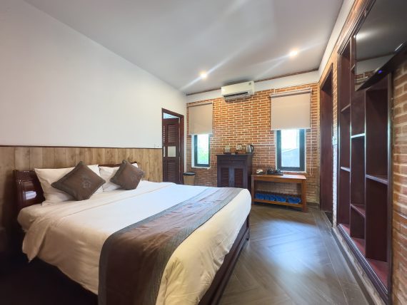 FAMILY 02-BEDROOM 7 IMG 5530 Da cai thien NR